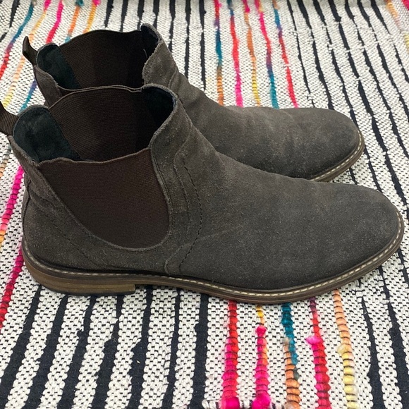 Public Opinion Chelsea Style Boot Size Men’s size 8 Brown Suede main image 8